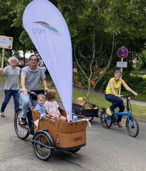 NeMo Probefahren beim Dorffest am 07. Juli 2024